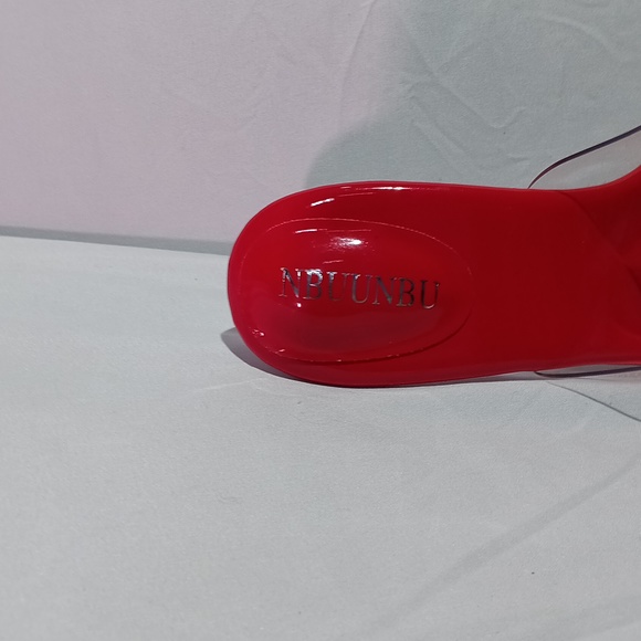 Shoes - Picture 4 of 6